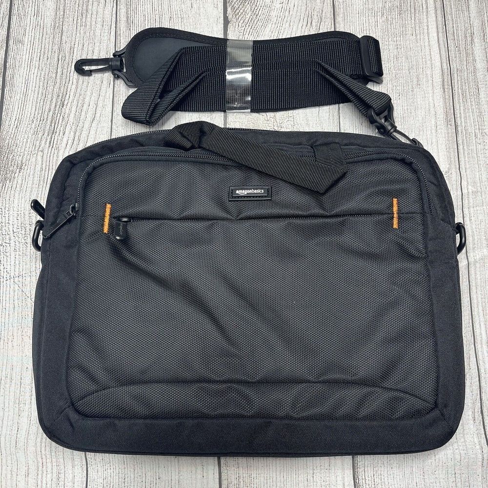 AmazonBasics 14” inch‎ Laptop Tablet Bag - Black